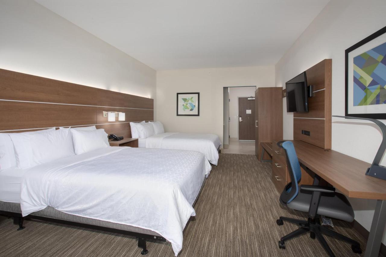 Holiday Inn Express & Suites - Goodland I-70 By Ihg Buitenkant foto