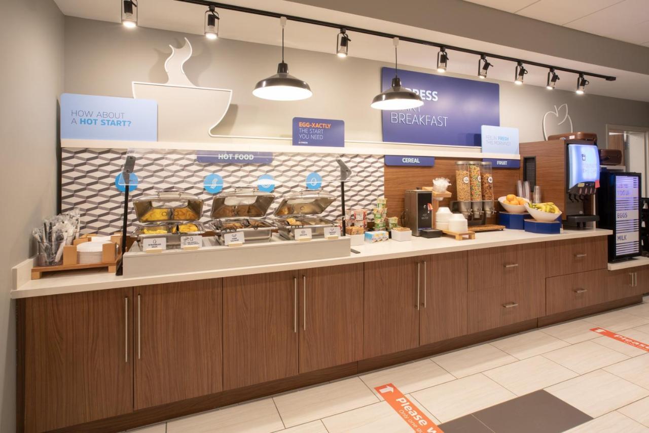 Holiday Inn Express & Suites - Goodland I-70 By Ihg Buitenkant foto